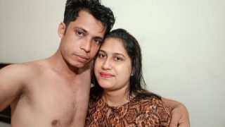Chubby Horny Bhabhi Fucking With Lover